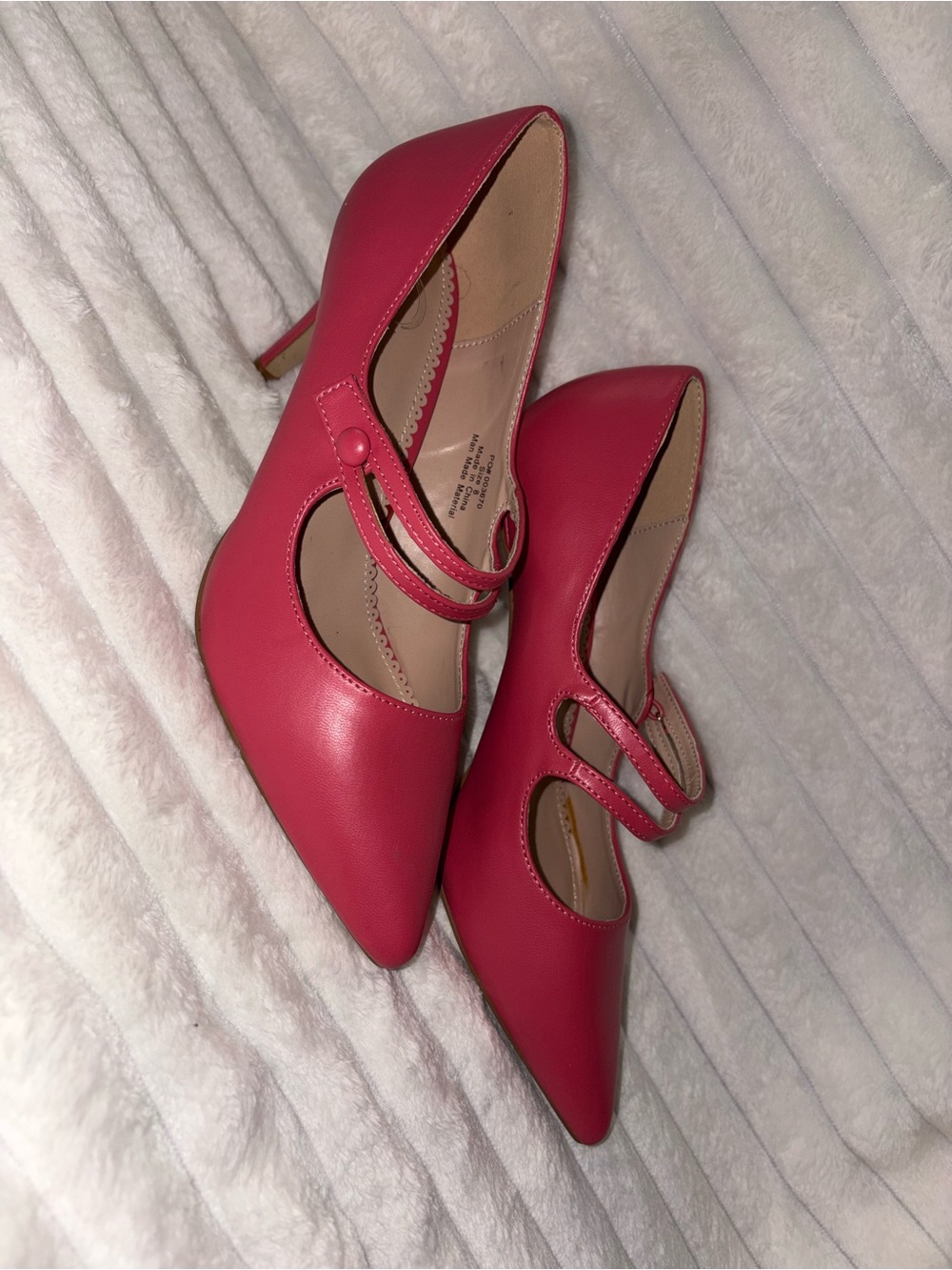 Journee Collection Pointed Mary Jane heels in Pink 8M - Picture 3 of 5